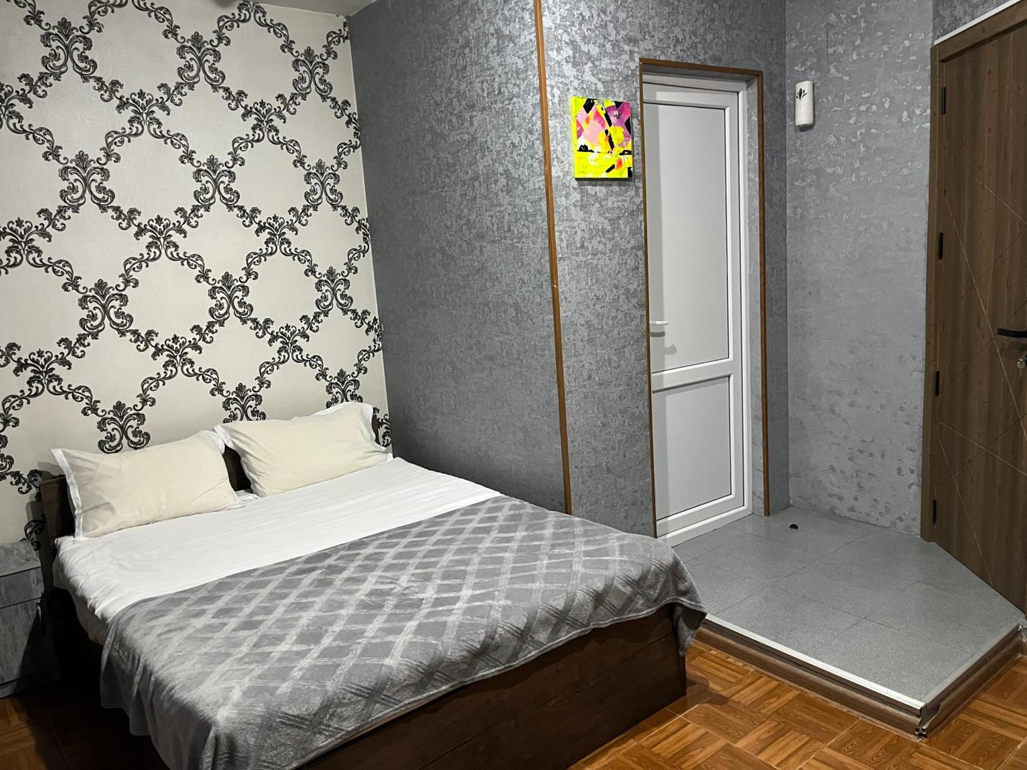 Hotel G&G Тбилиси Экстерьер фото